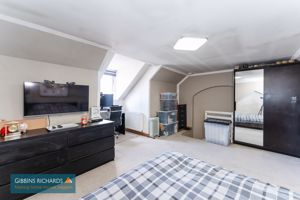 Bedroom- click for photo gallery